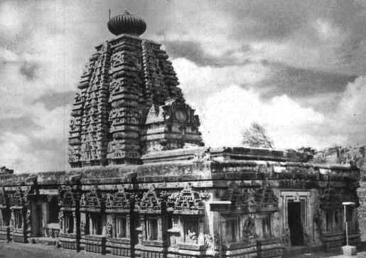 alampur.jpg (47479 bytes)