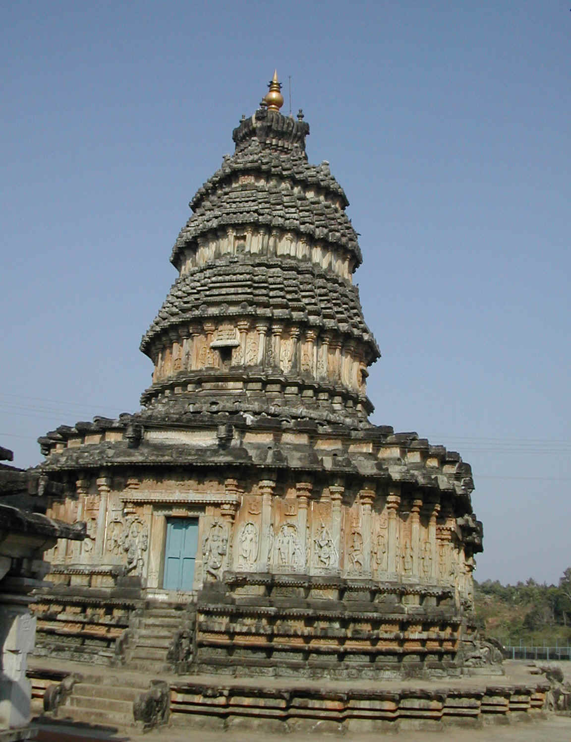 sringeri001.jpg (397172 bytes)