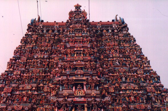 madurai.jpg (85116 bytes)